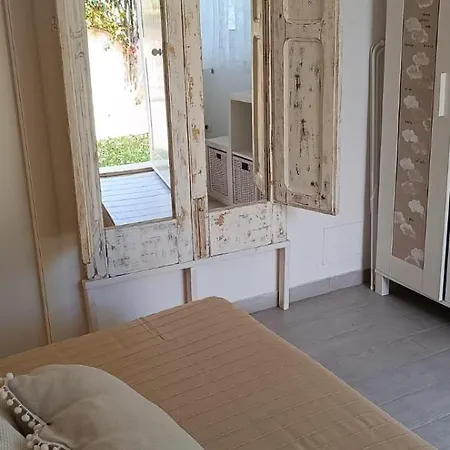 Konukevi Sottovento Rooms&relax 4*