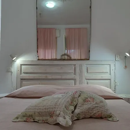 Konukevi Sottovento Rooms&relax 4*