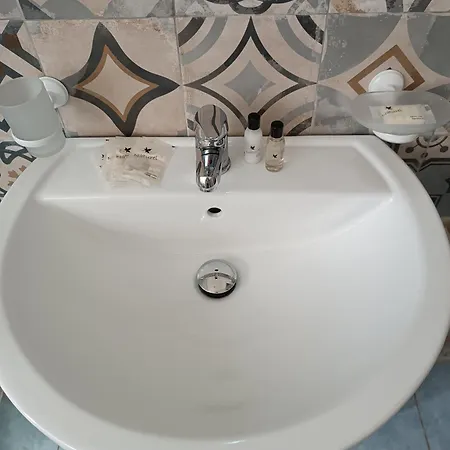Konukevi Sottovento Rooms&relax 4*